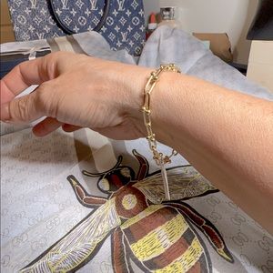 Hardware Bracelet 7.5 inches 18k solid Saudi Arabia gold 750 real gold.